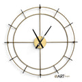 Reloj de pared Art by Amapola de estilo industrial, diseño minimalista circular en metal dorado y negro de 60 cm.